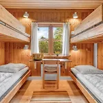 Semesterbostad 2 Bedroom Gorgeous In Vaeggerlose *