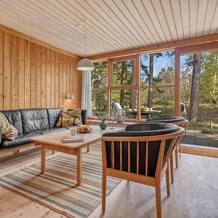 2 Bedroom Gorgeous In Vaeggerlose * Bøtø By