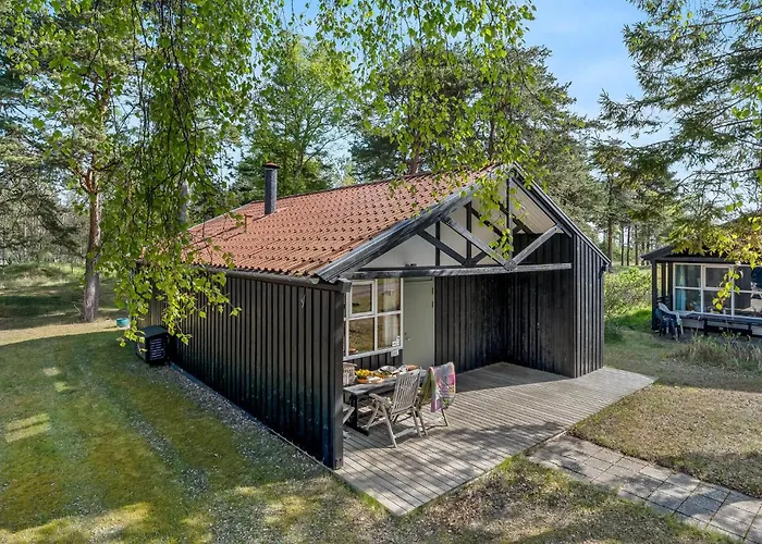 Дом отдыха 2 Bedroom Gorgeous In Vaeggerlose *